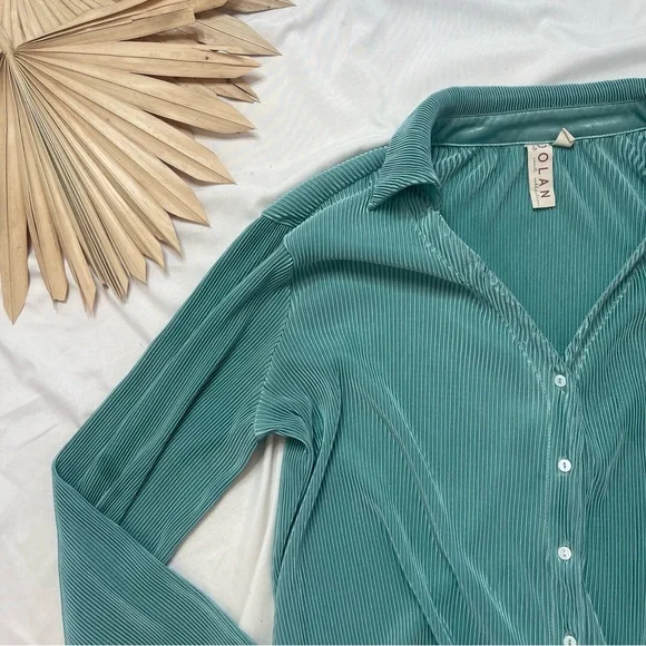 Anthropologie Dolan Lettuce Hem Teal Turquoise Button Front Pleated Shirt Top - Picture 5 of 9